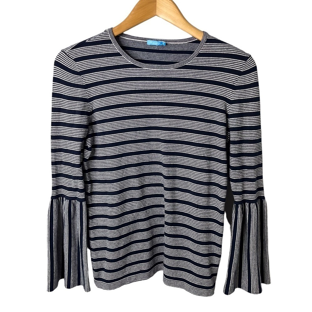 J McLaughlin Daryn Striped Bell Sleeve Sweater Top Navy White Size Small - Picture 2 of 7